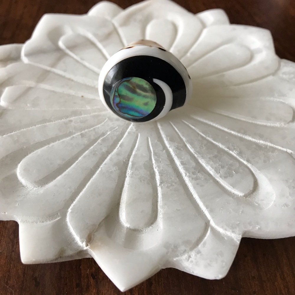 Abalone shell ring mother of pearl size 8